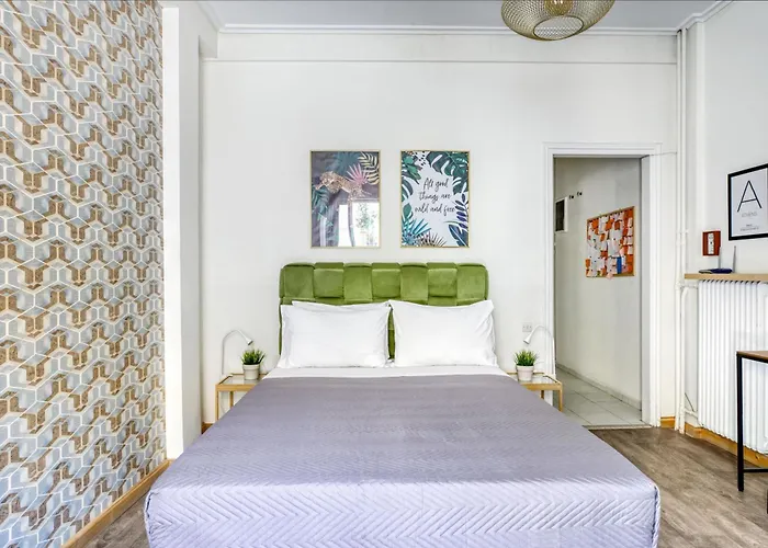 Studio In The Heart Of Acropolis