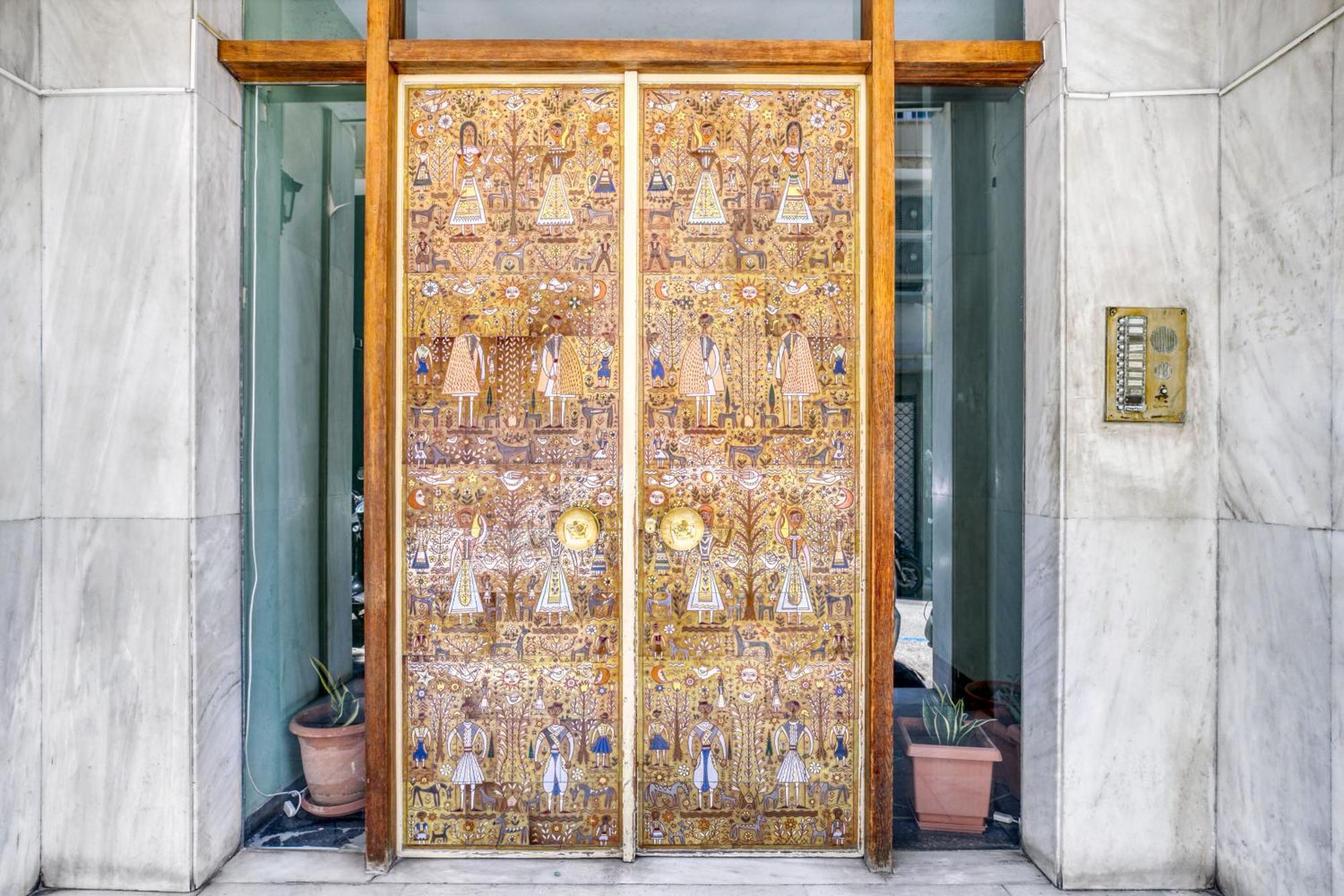 Apartment In The Heart Of Acropolis
